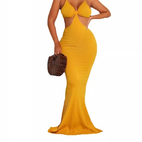 Dress - Picture 1 of 2